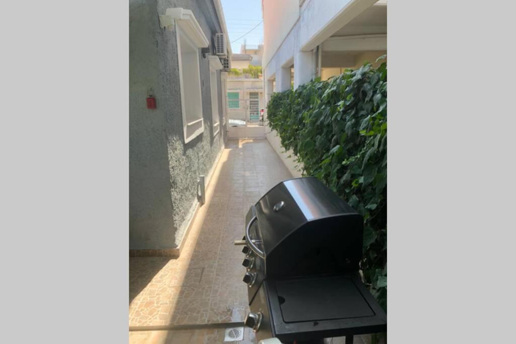 Willa Ανακαινισμενη Μονοκατοικια 125 Τμ Στο Κεντρο Με Κηπο Mesolóngion Zewnętrze zdjęcie
