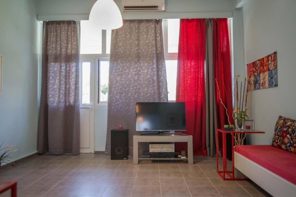 Willa Ανακαινισμενη Μονοκατοικια 125 Τμ Στο Κεντρο Με Κηπο Mesolóngion Zewnętrze zdjęcie
