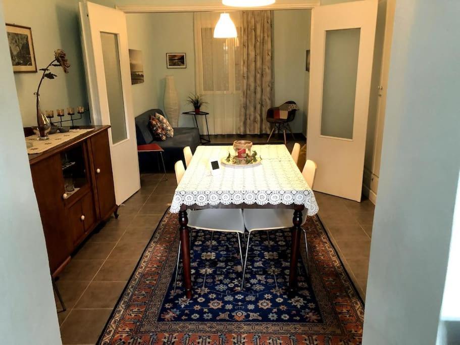 Willa Ανακαινισμενη Μονοκατοικια 125 Τμ Στο Κεντρο Με Κηπο Mesolóngion Zewnętrze zdjęcie